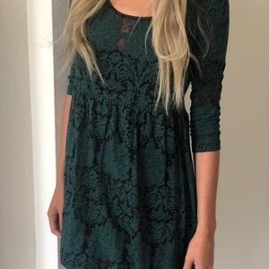 Forever 21 Dark Green and Black Lace Dress